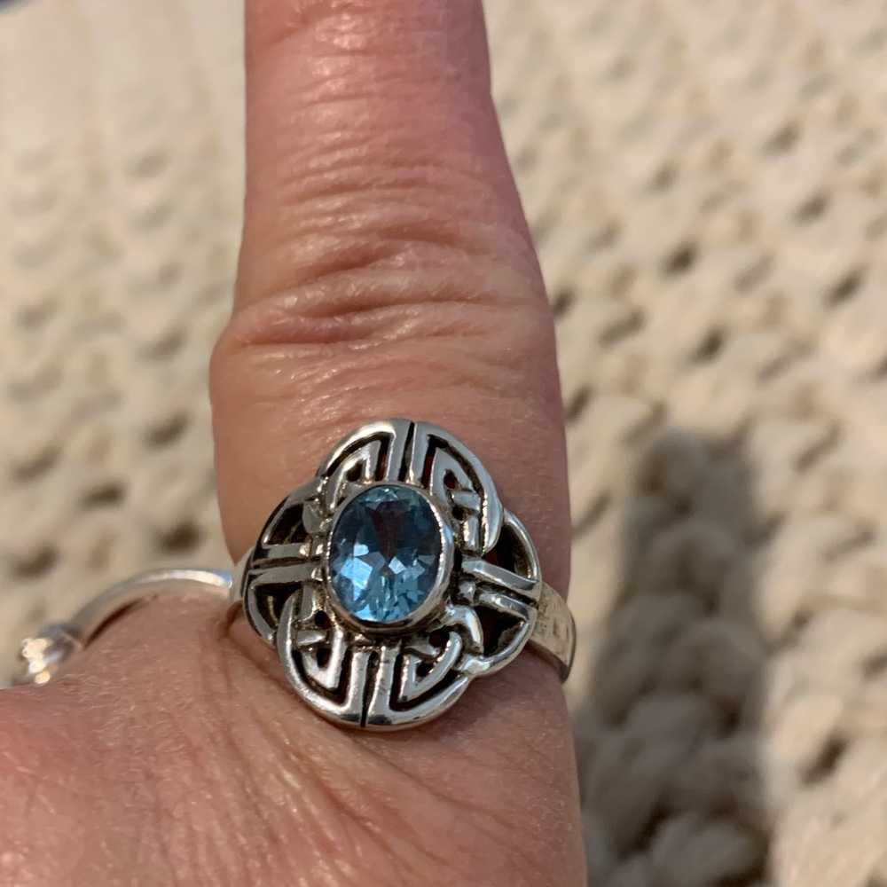 Elegant Silver 925 Ring with Blue Topaz Gemstone vintage Celtic design size 9